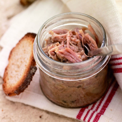 Les Rillettes Royales de Confit de Canard au Foie de Canard (23 % de Bloc de Foie Gras)