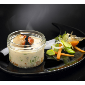 Mini-cassolettes de Saint-Jacques, brunoise de légumes, sauce au jus de truffe noire 3% et truffe noire 1% aromatisée - Valette