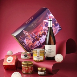 Coffret carton avec fourreau décor patinoire