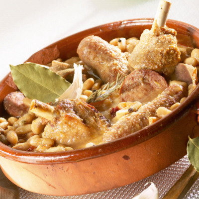 Le cassoulet au confit de canard : les secrets de cette spécialité du Sud-Ouest