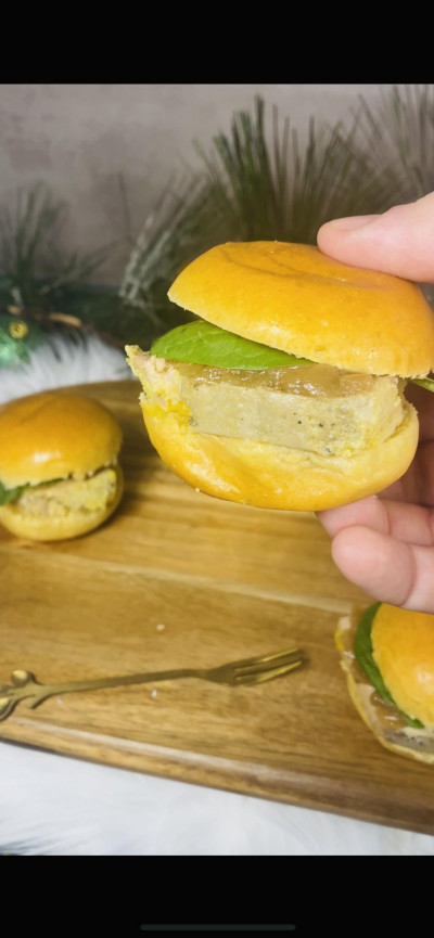 Recette Mini Burgers au Foie Gras et Confit d'Oignon au Monbazillac