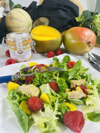 Salade gourmande de juin au foie gras de canard entier Valette & mangue