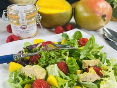 Salade gourmande de juin au foie gras de canard entier Valette & mangue