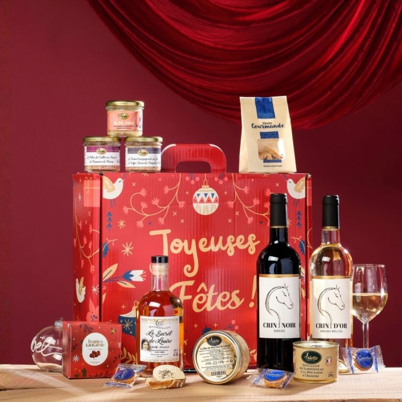 Coffret Réveillon Passion Valette dans sa valisette de Noël rouge, collection CSE 2026–2027